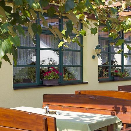 Burgenlaenderhof Hotel Garni Moerbisch Am See Luaran gambar